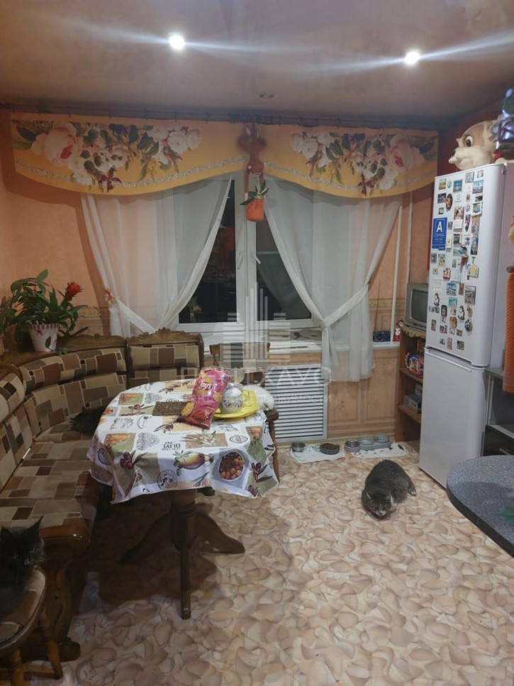 3-комн квартира Центральная улица, 2Б