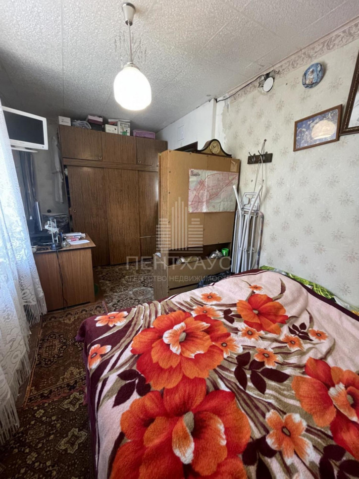 3-комн квартира улица Горького, 10