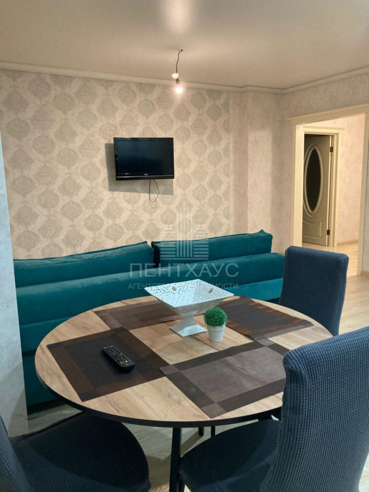 2-комн квартира ул Крайнова, 3а