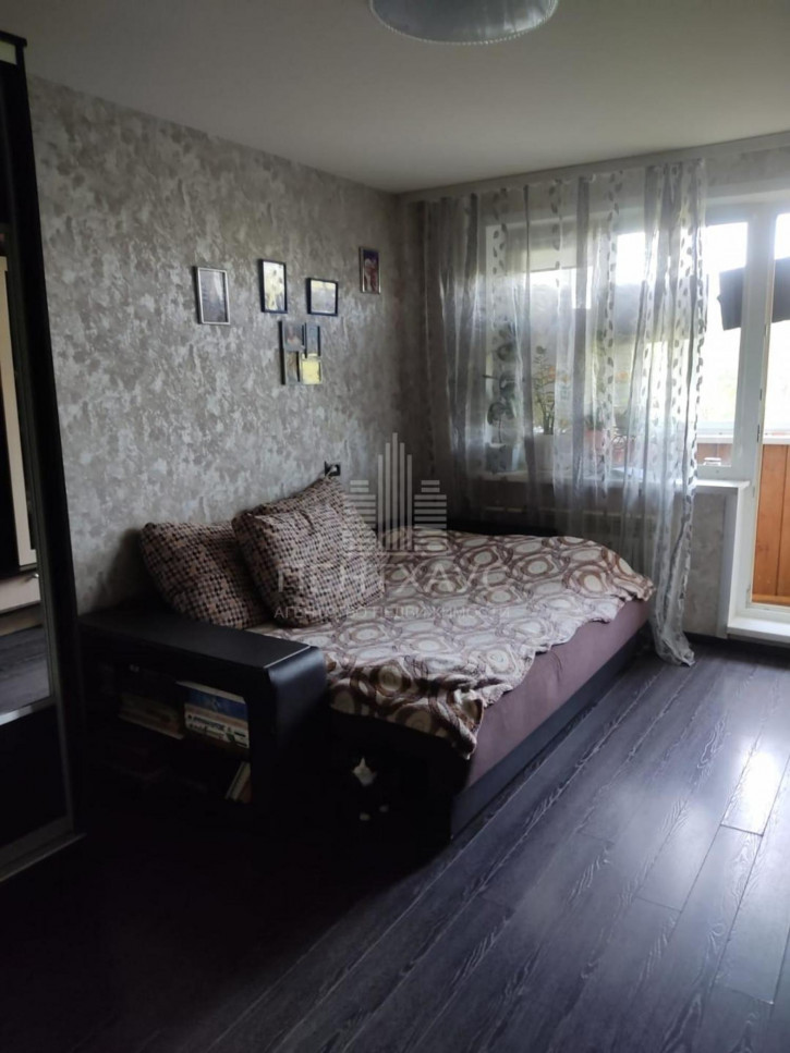 2-комн квартира улица Лакина, 141В