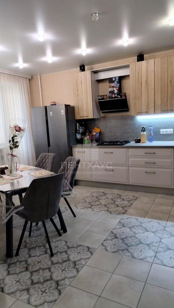 3-комн квартира ул 3-я Кольцевая, 14