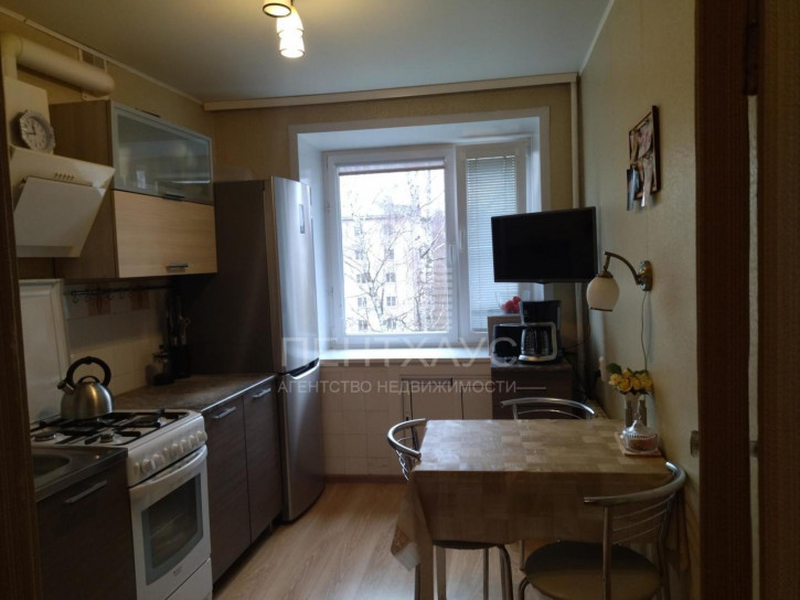 2-комн квартира Добросельская ул., 215, 215