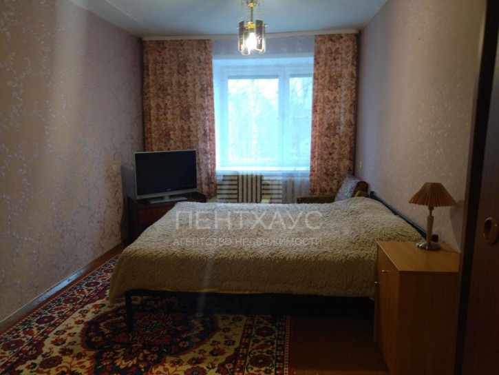 2-комн квартира Добросельская ул., 215, 215