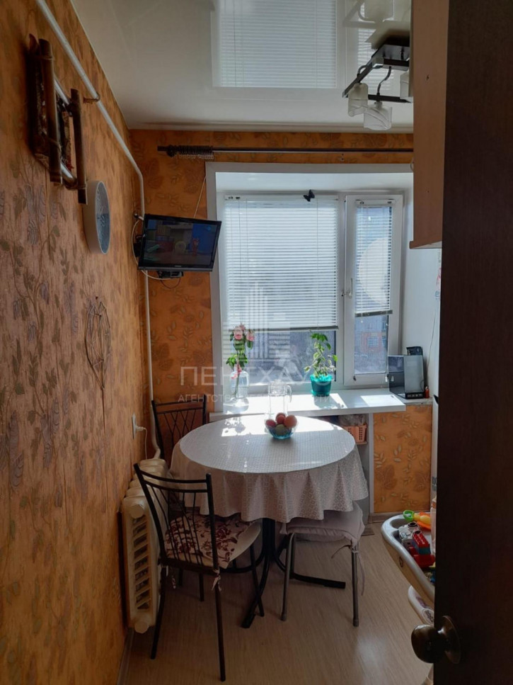 1-комн квартира Комиссарова ул., 17, 17