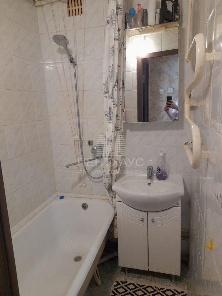 1-комн квартира Комиссарова ул., 17, 17