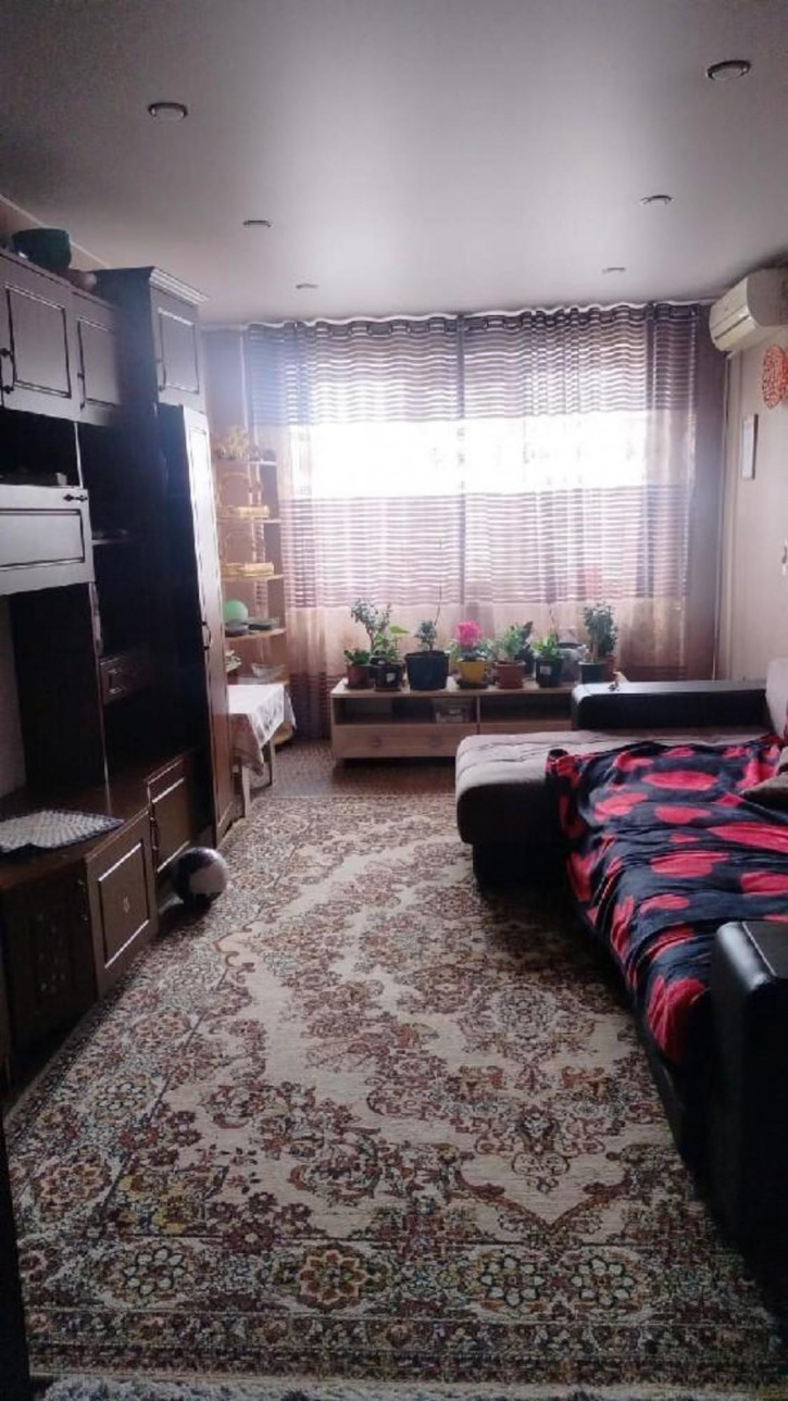 3-комн квартира Дзержинского, 31