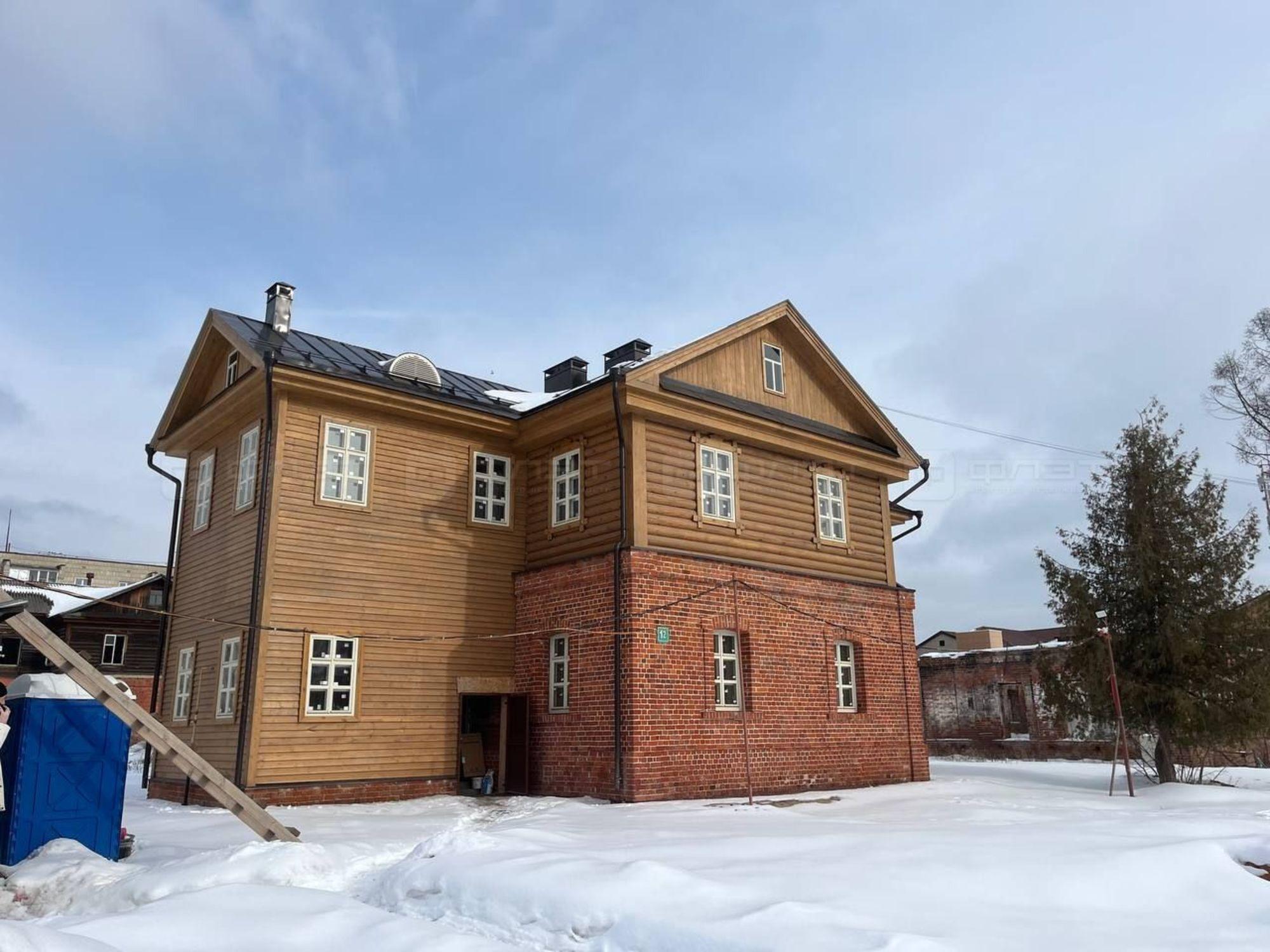 Сдать офис, помещение под офис за 130 000 рублей на пер. Красный д.12