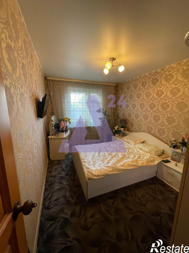 3-комн квартира улица Шумакова, дом 53