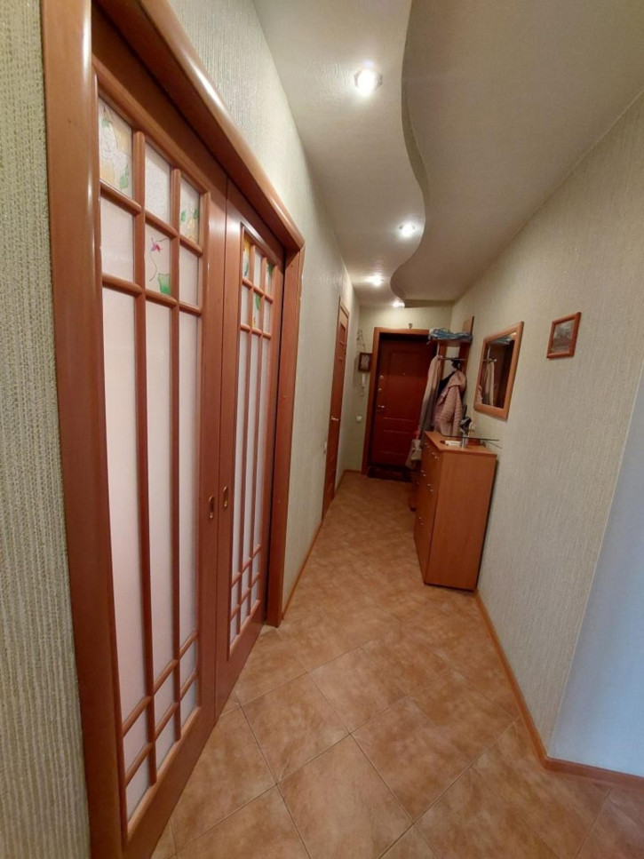 3-комн квартира Химиков б-р, 4