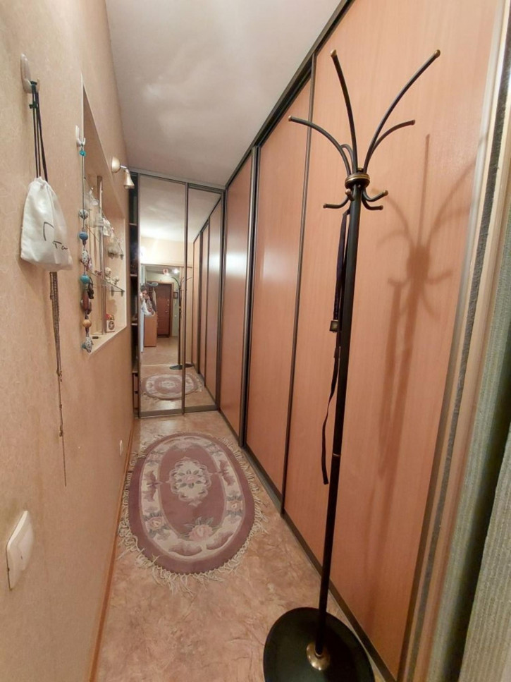 3-комн квартира Химиков б-р, 4