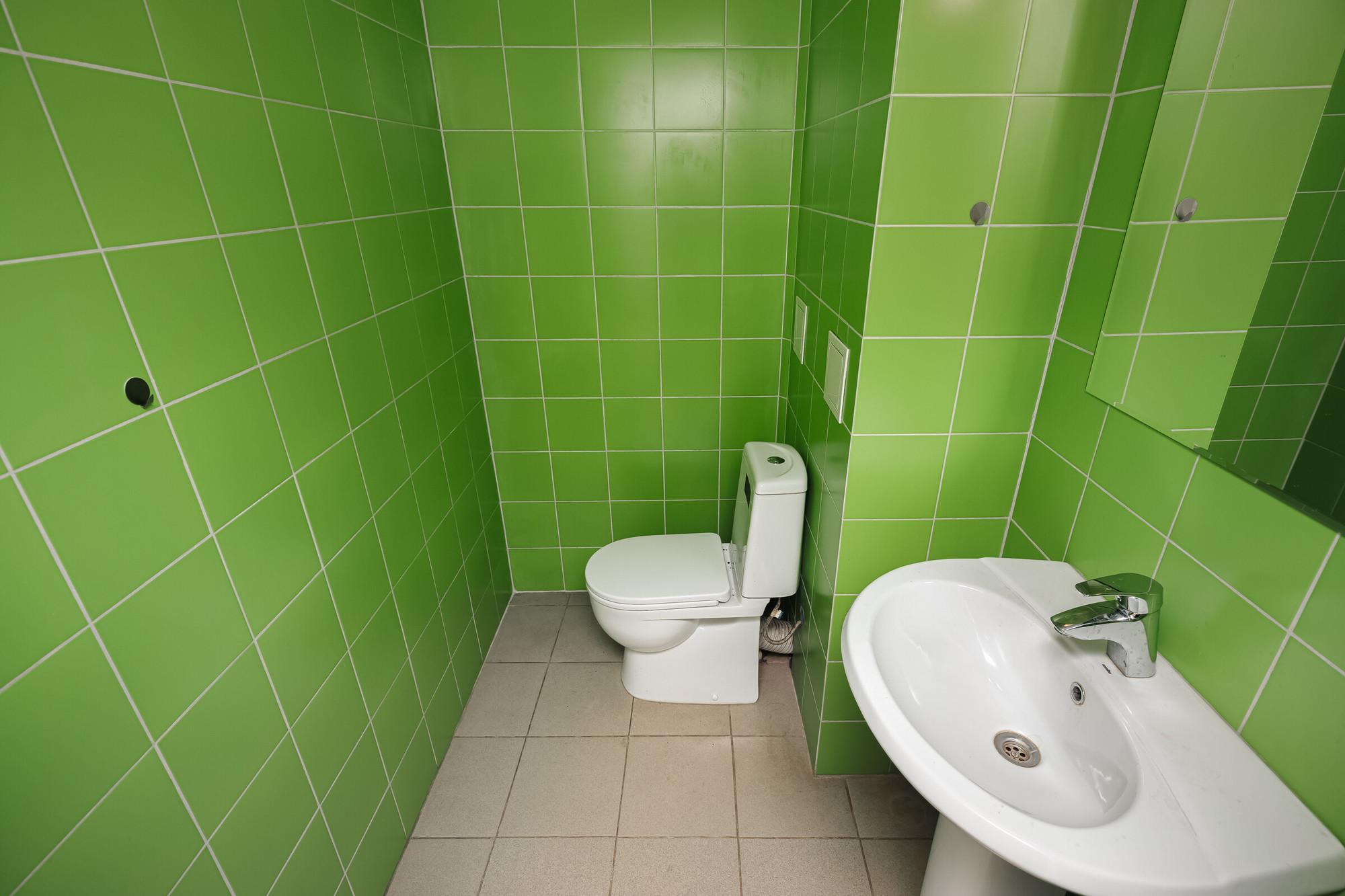 Купить офис, помещение под офис за 10 500 000 рублей на ул Лескова, 23