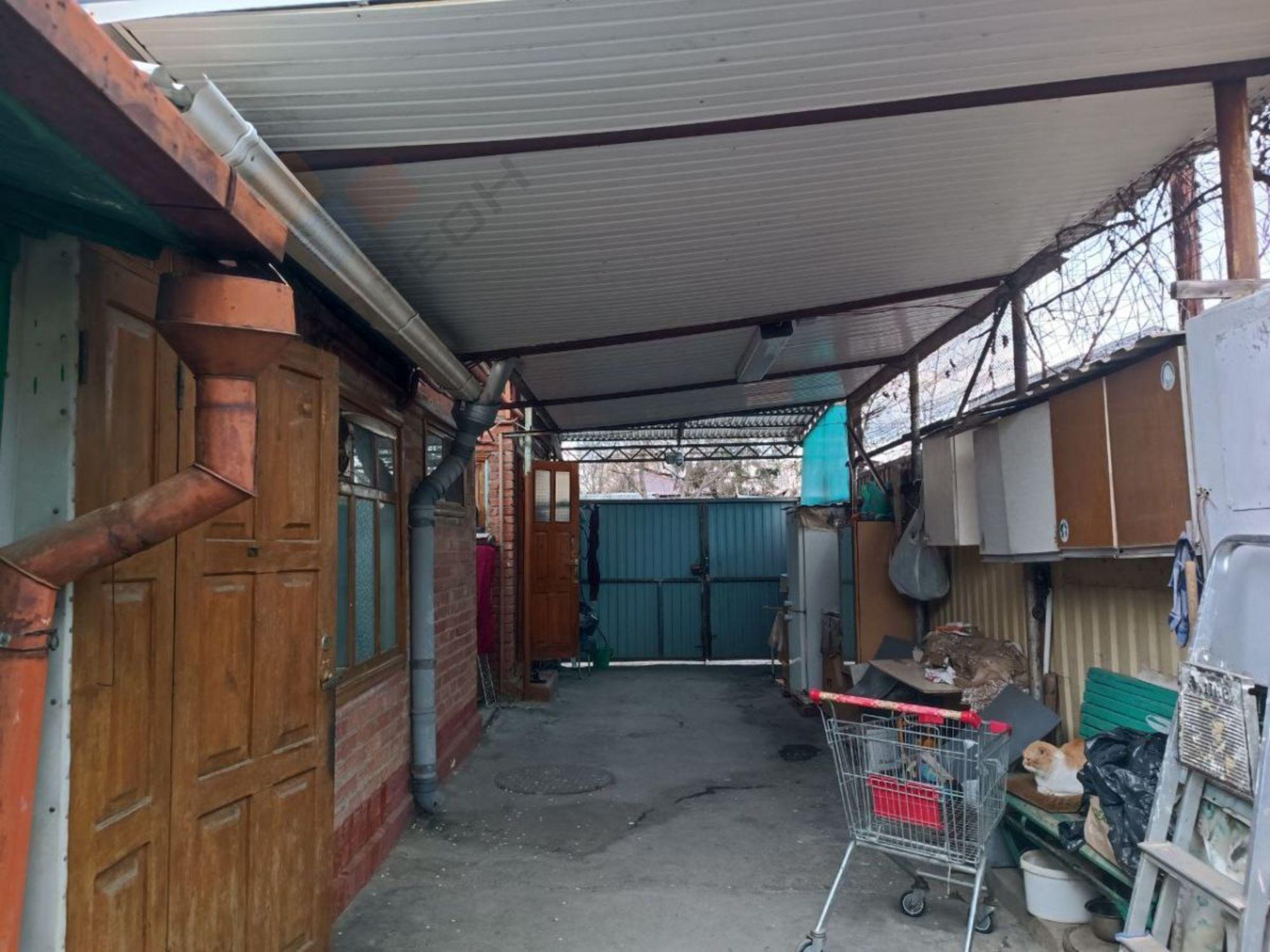 Купить дачу, дом, коттедж за 2 100 000 рублей на им. Максима Горького ул, 42