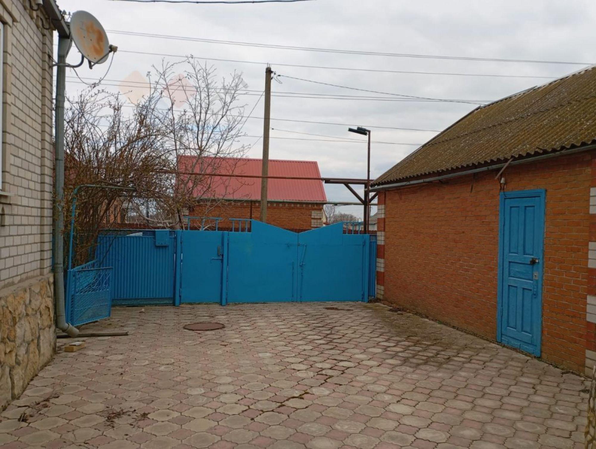 Купить дачу, дом, коттедж за 14 500 000 рублей на Школьный пер, 32