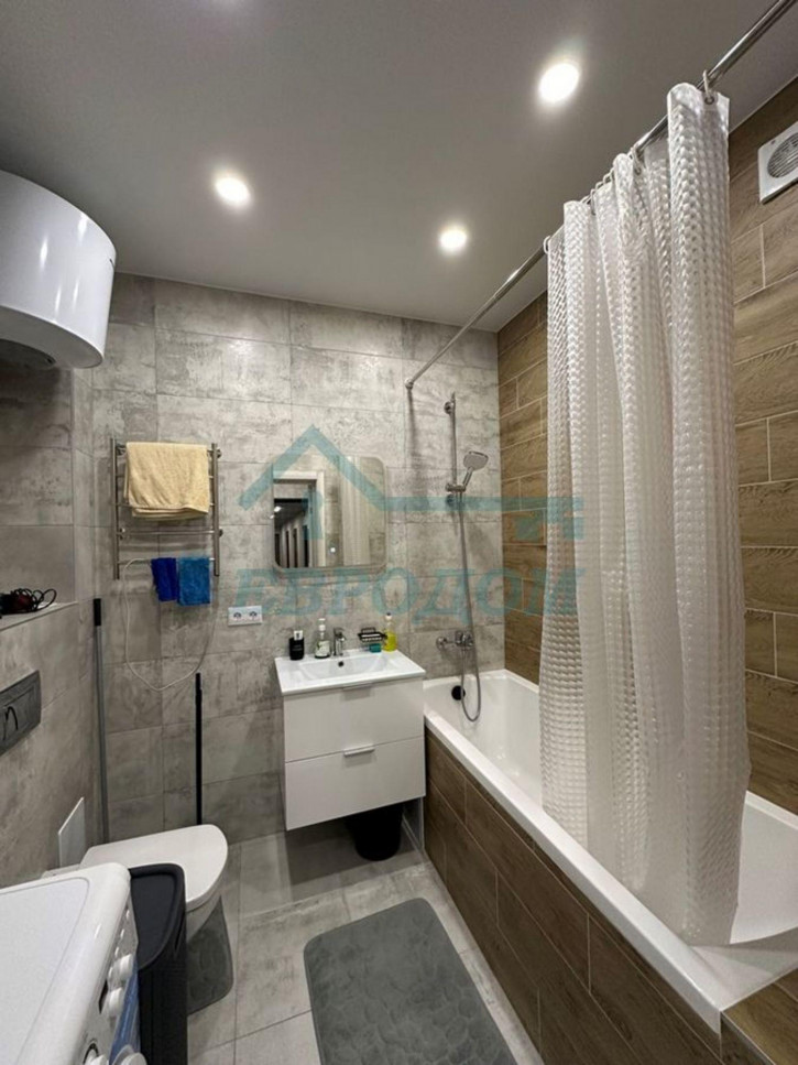 1-комн квартира пр-кт Красный,167/3