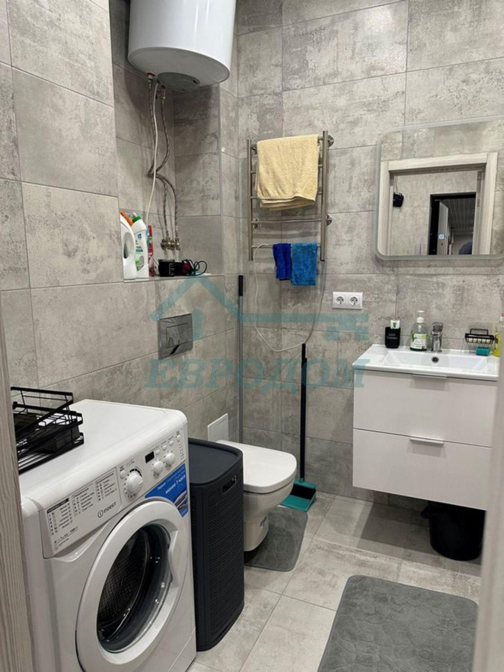 1-комн квартира пр-кт Красный,167/3