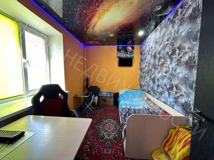 4-комн квартира Карла Маркса ул, 65