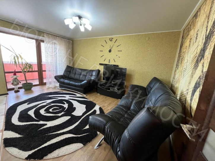 2-комн квартира Строителей ул, 6