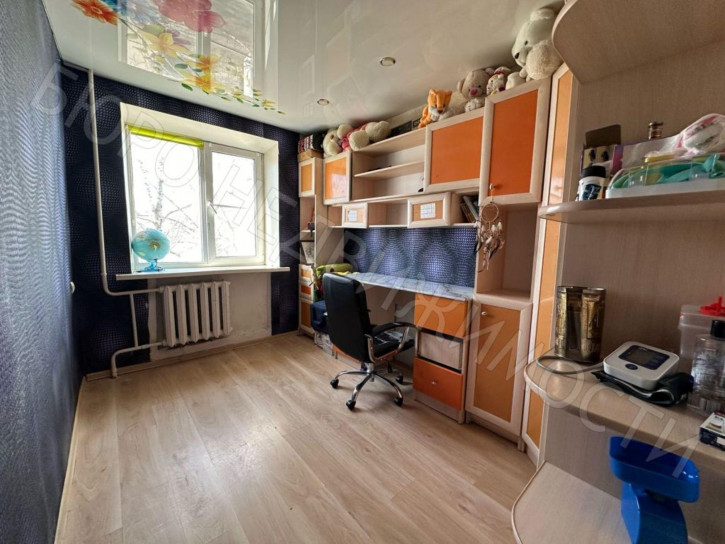 4-комн квартира Карла Маркса ул, 65