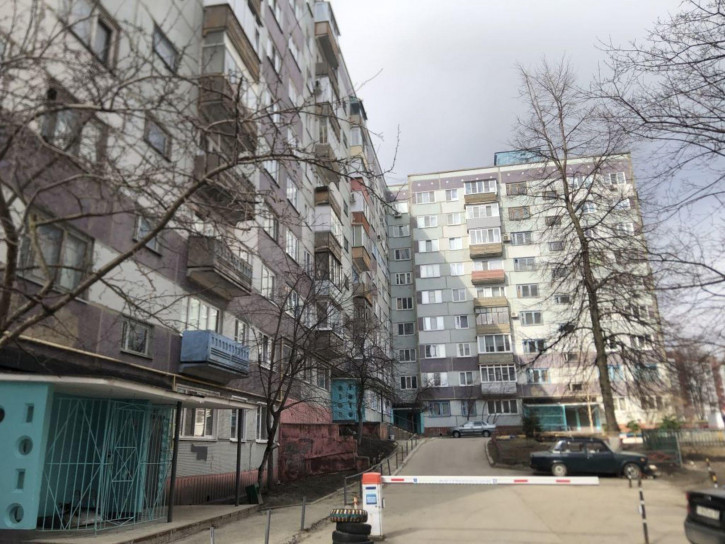 2-комн квартира Кижеватова ул, 24