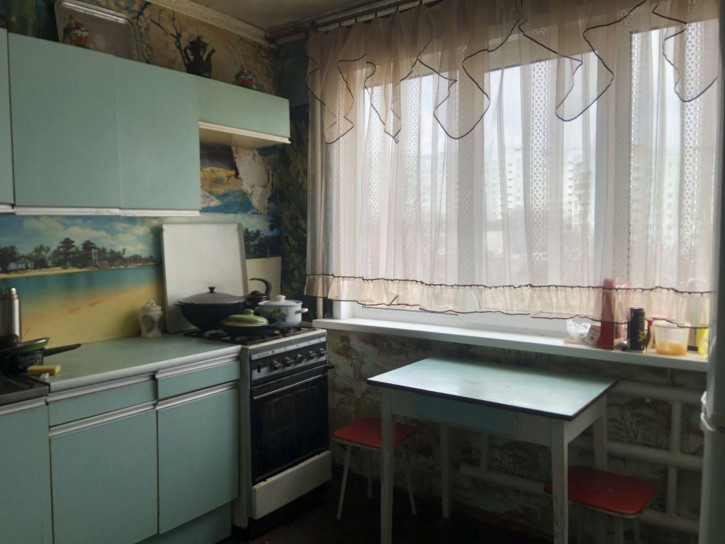 2-комн квартира Кижеватова ул, 24