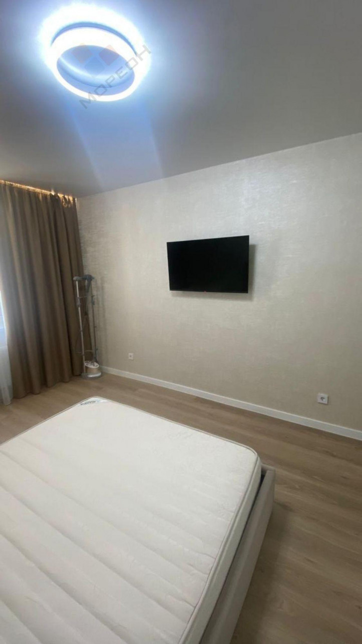 2-комн квартира Красных Партизан ул, 1/4к4
