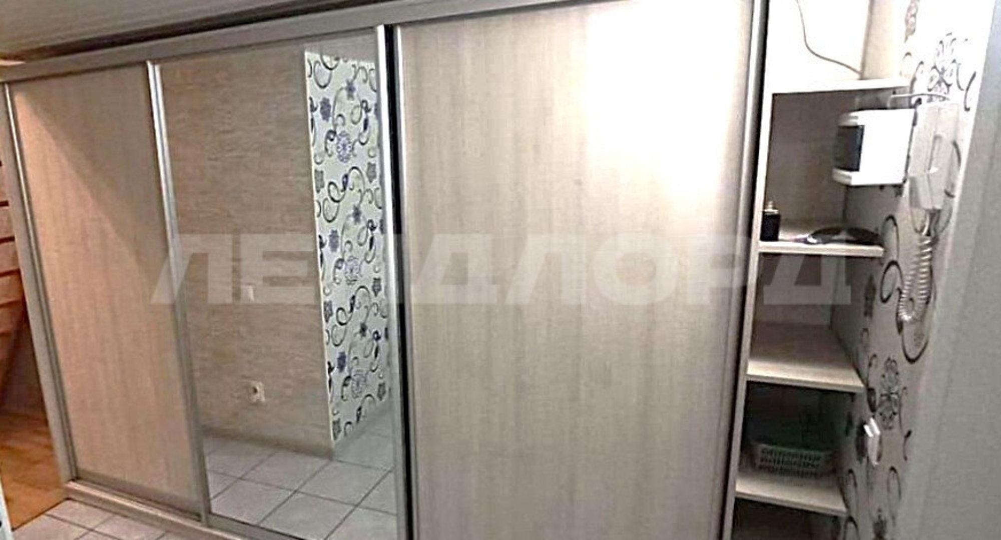 Купить студию за 4 100 000 рублей на улица Доватора, 235