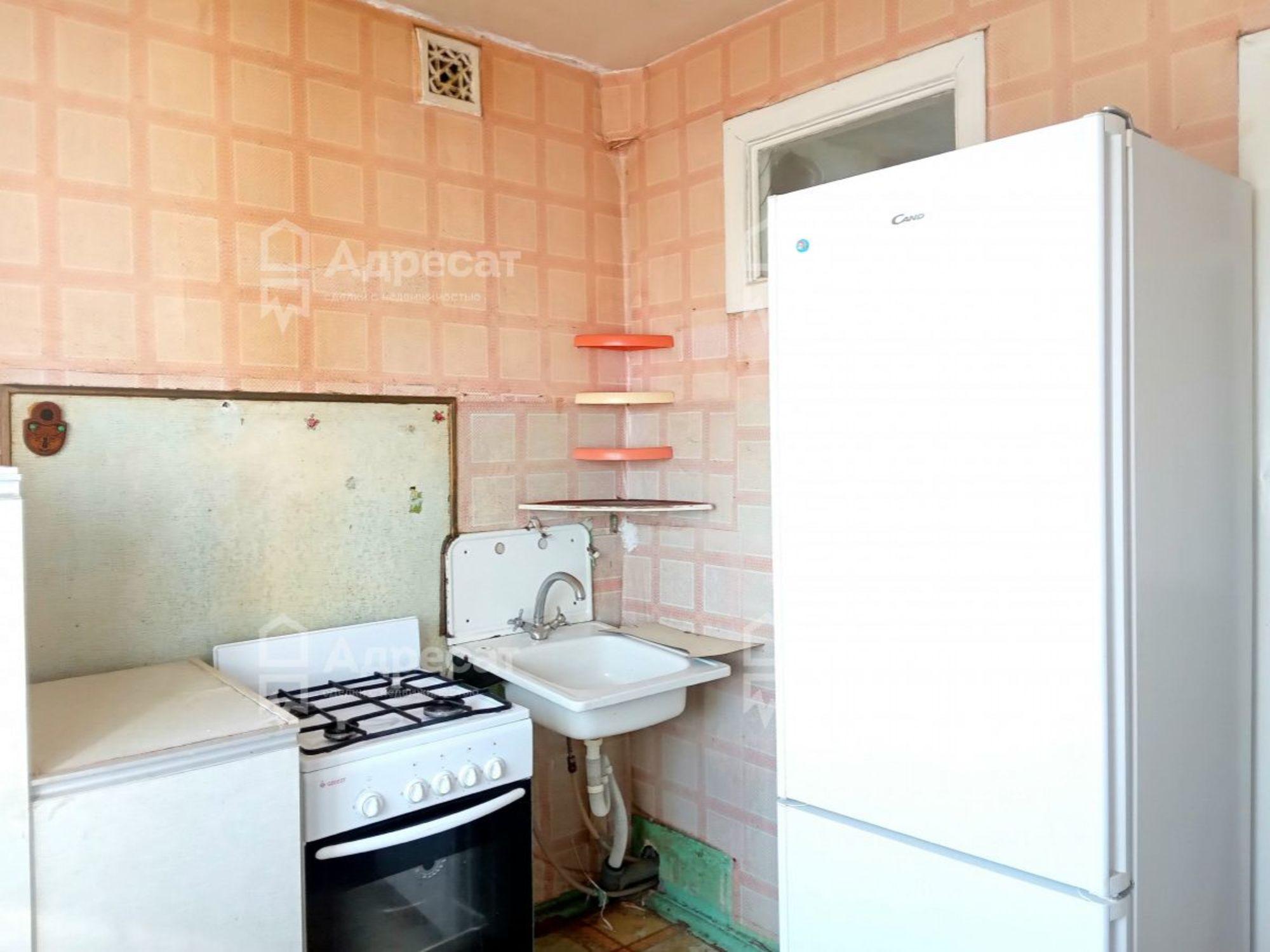 Купить квартиру за 2 400 000 рублей на ул. им. Кирова,  д.122