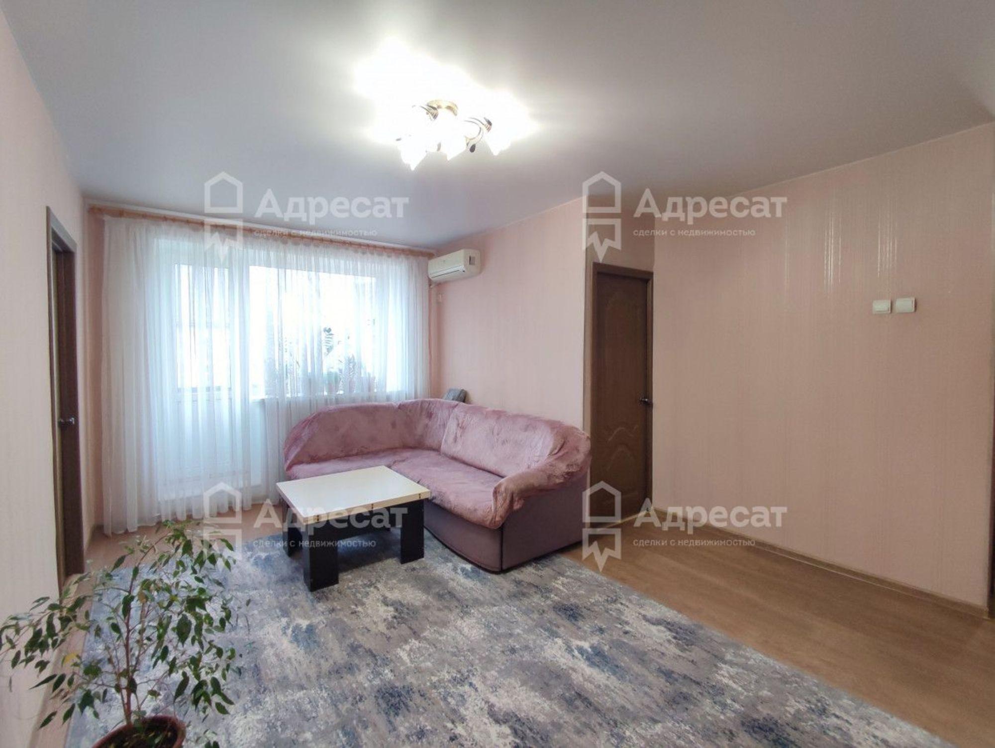 Купить квартиру за 3 350 000 рублей на ул. Быкова,  д.8