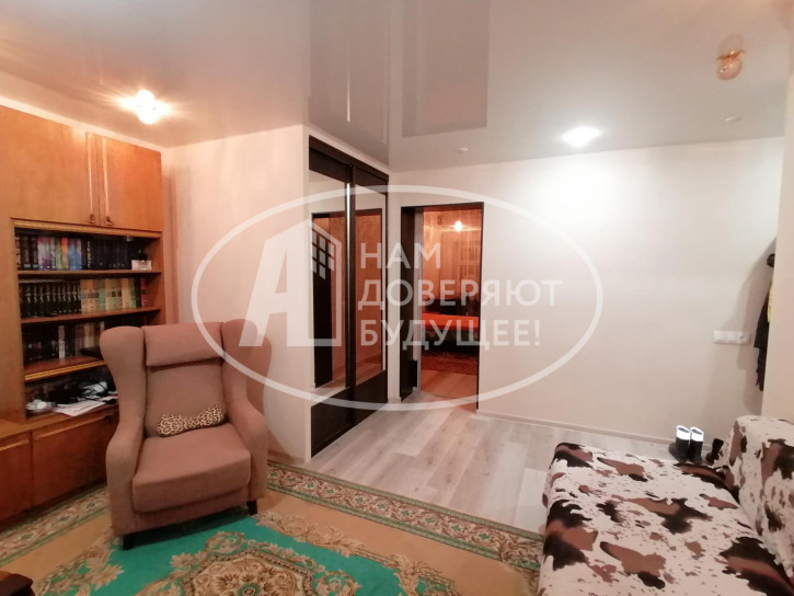 2-комн квартира улица Ленина, 47