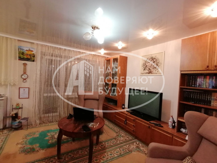 2-комн квартира улица Ленина, 47