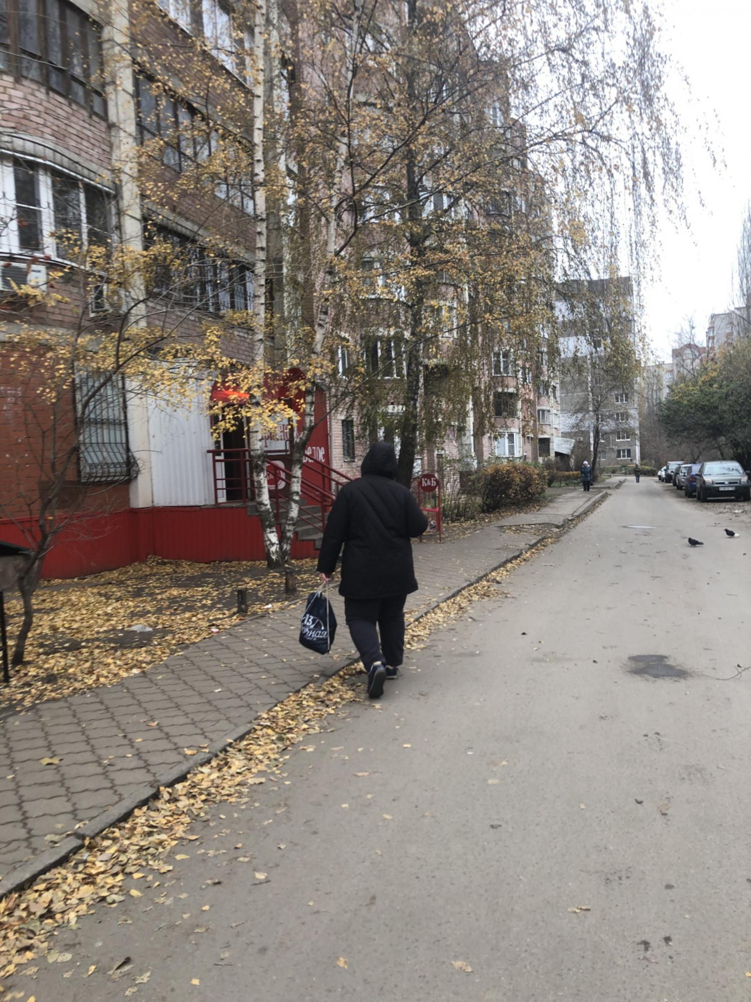 Купить торговое помещение за 10 000 000 рублей на Победы б-р., 49