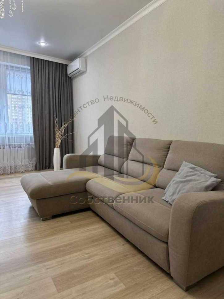 3-комн квартира Степной мкр, 13