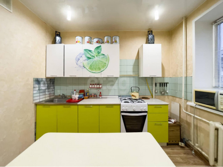 4-комн квартира Продольная улица, 18