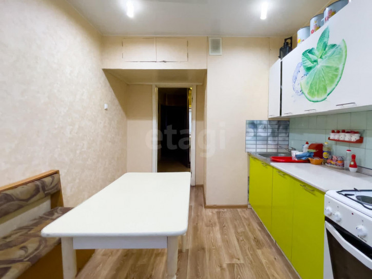 4-комн квартира Продольная улица, 18