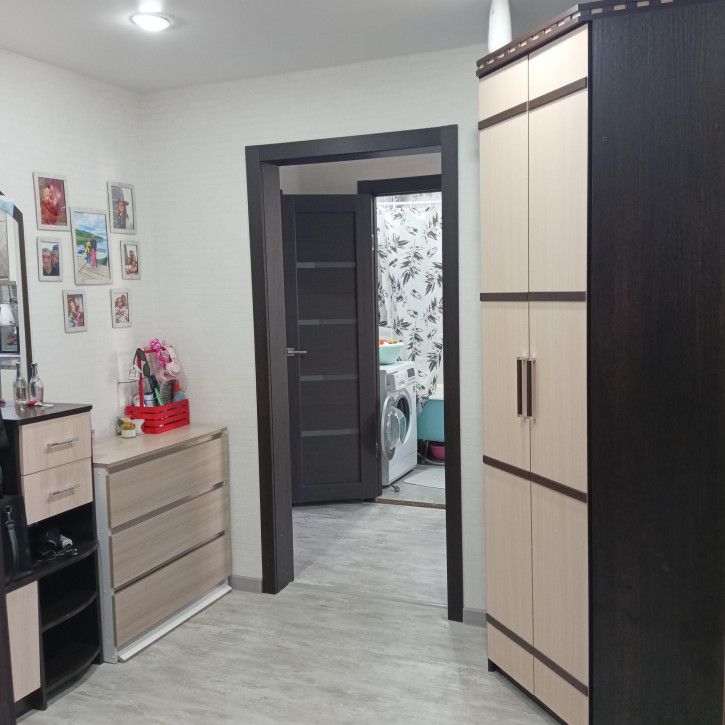 3-комн квартира Надежды, 20 3-комн квартира Надежды, 20