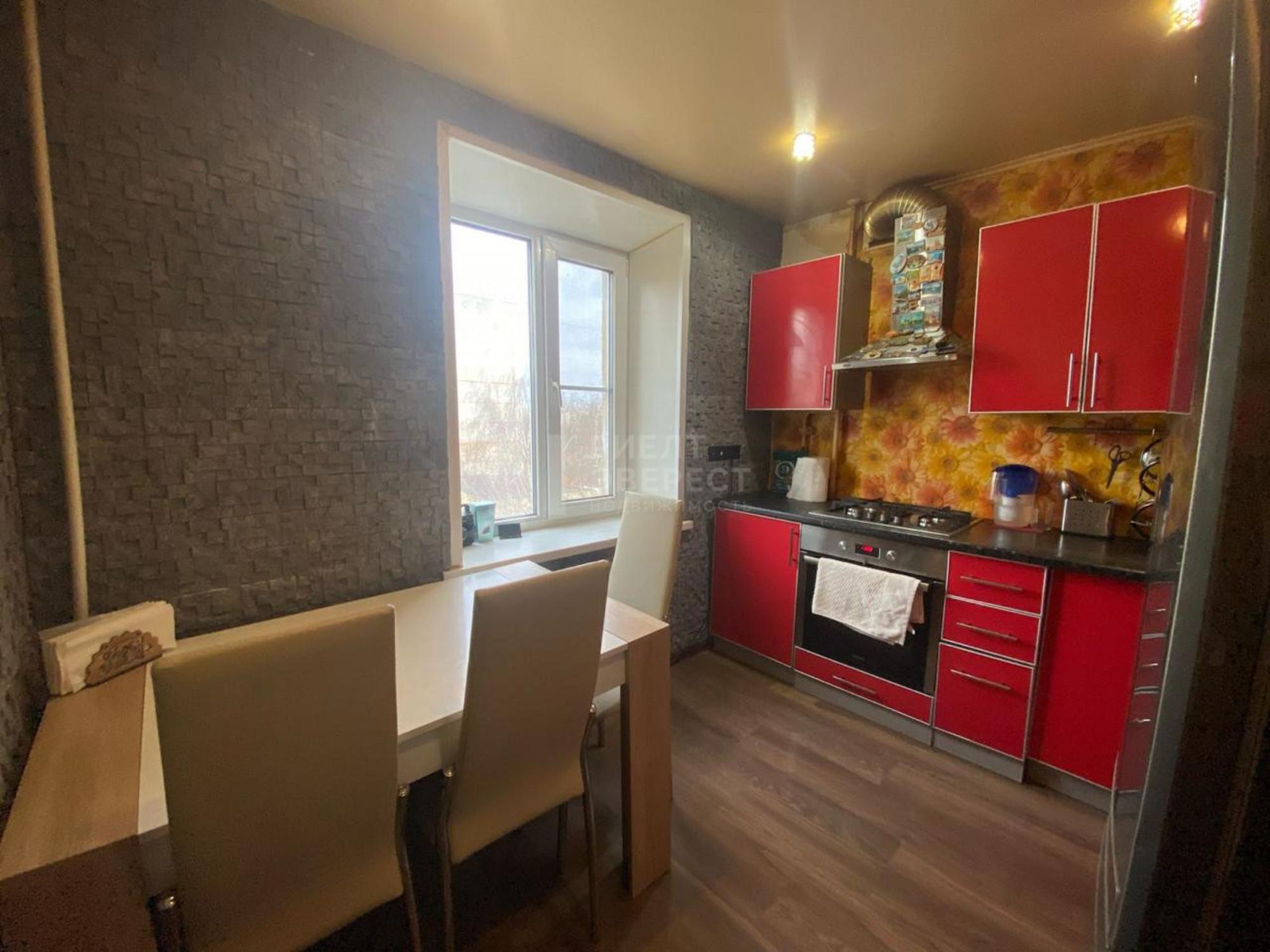 Купить квартиру за 6 150 000 рублей на М.Горького ул., 1