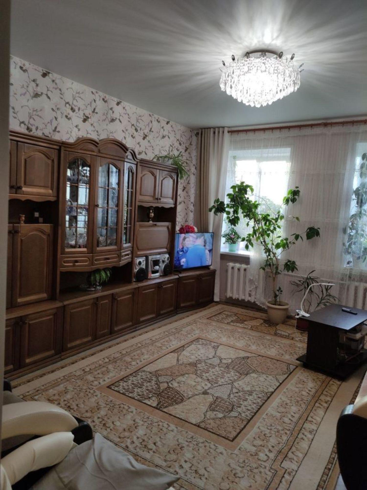 Купить квартиру за 4 980 000 рублей на Меланжевая 1-я ул, 4