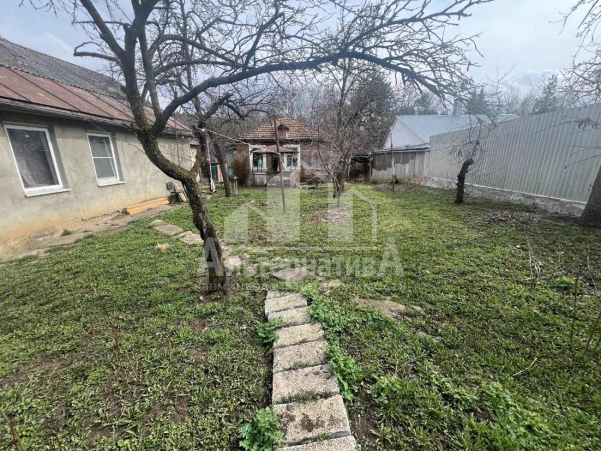 Купить землю, земельный участок за 80 000 000 рублей на Парковая ул.