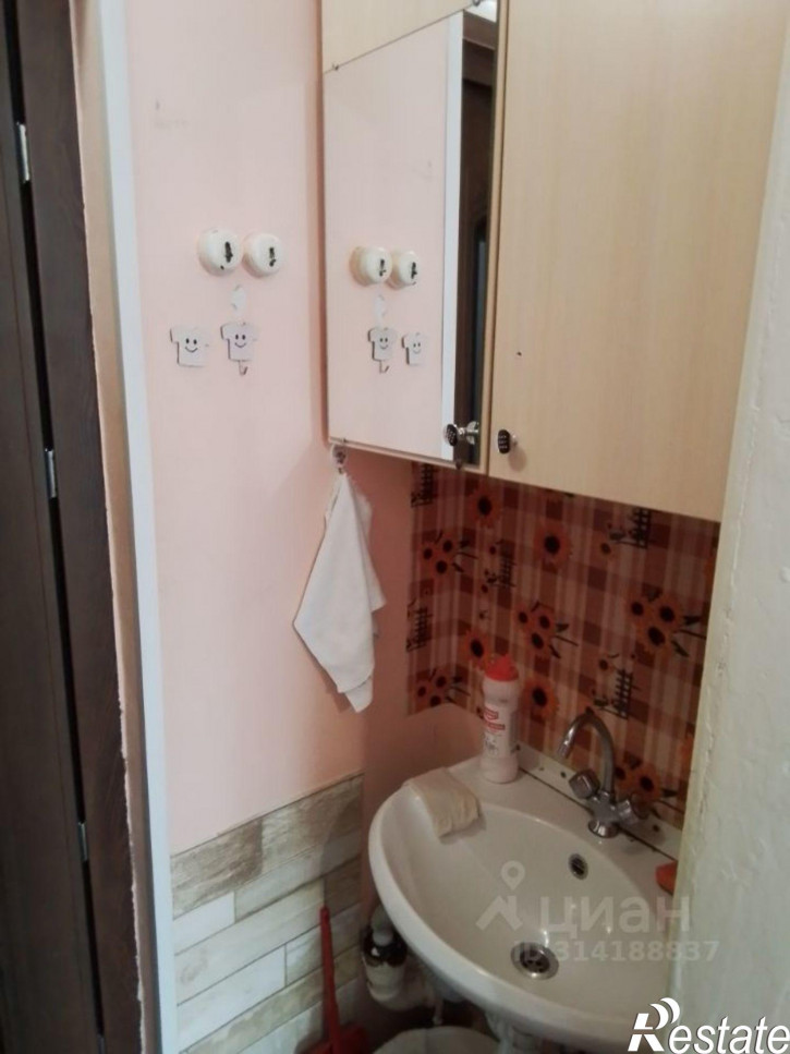 Комната ул Елизаровых, 49 1,  д. 49 1,  к. 1