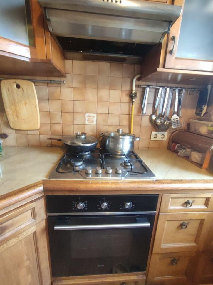 2-комн квартира Челюскинцев, 32