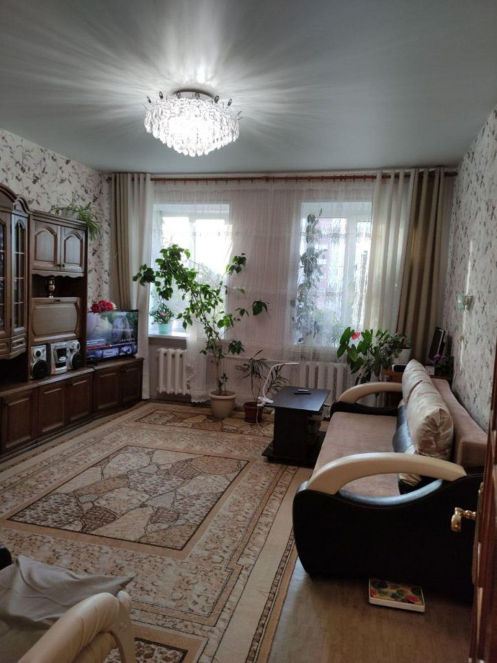 2-комн квартира Меланжевая 1-я ул, 4