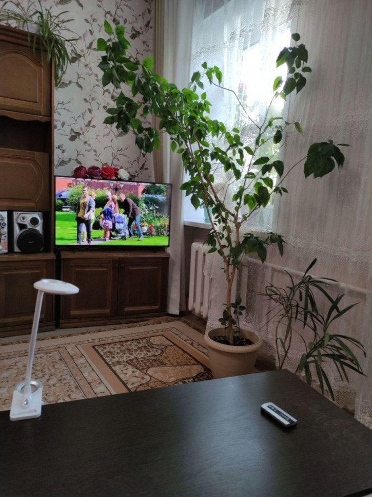 2-комн квартира Меланжевая 1-я ул, 4