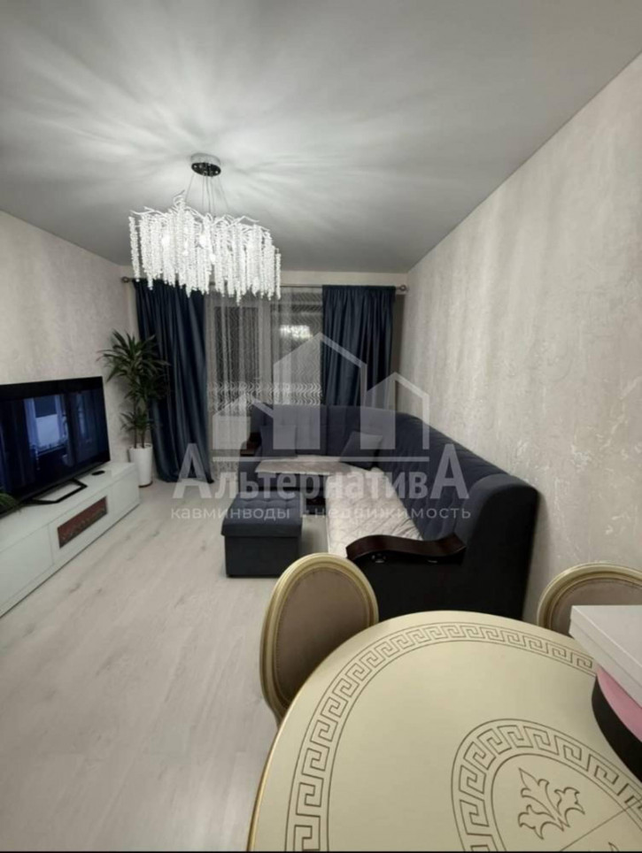 3-комн квартира Главная ул.