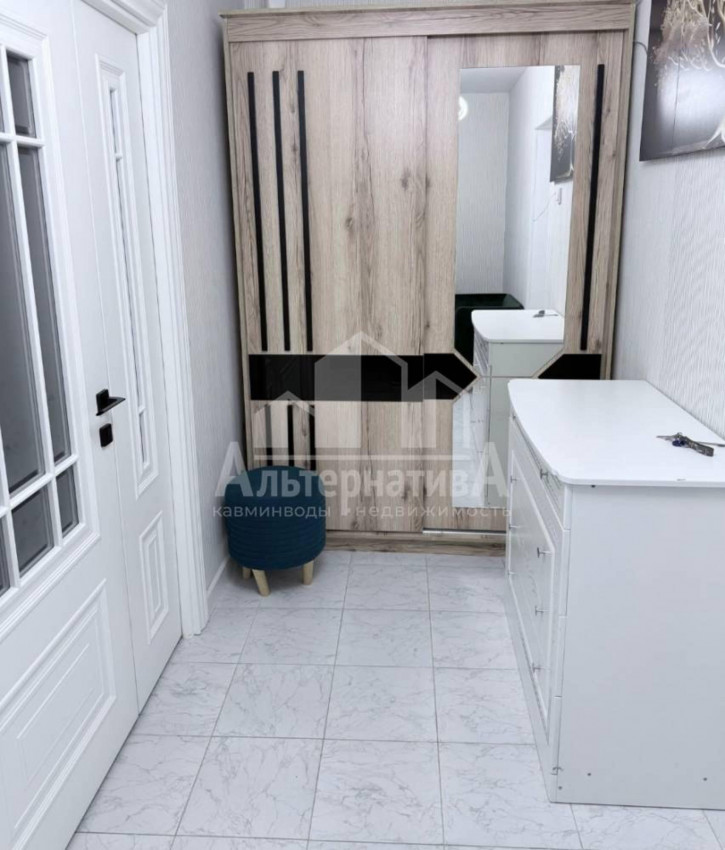 3-комн квартира Главная ул.