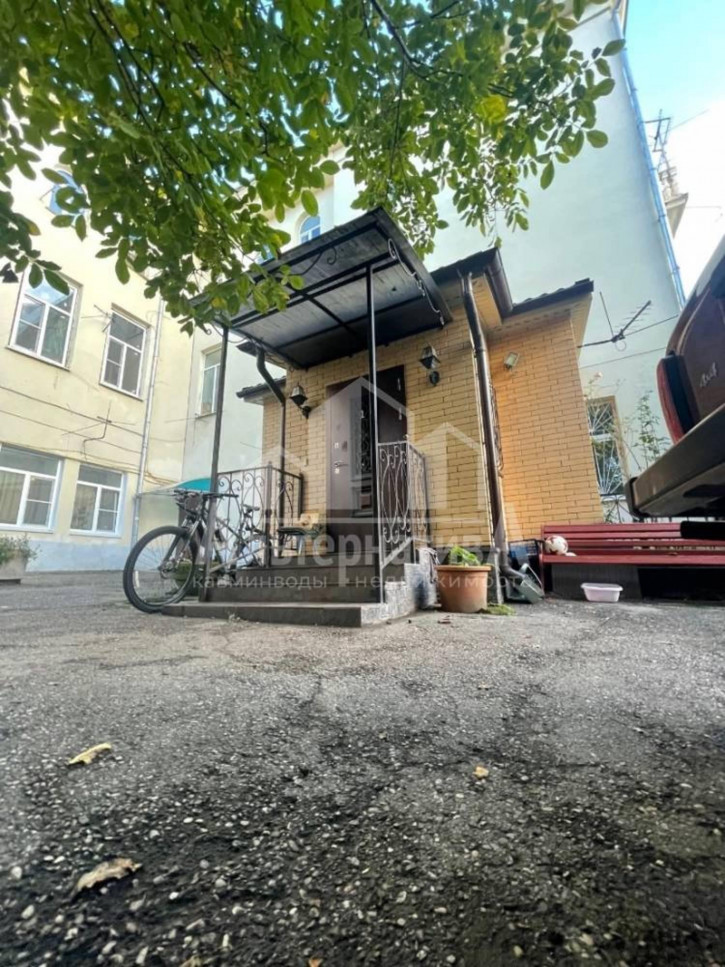 2-комн квартира Речной пер.