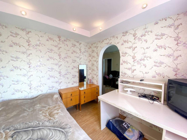 3-комн квартира 15-й квартал, 12