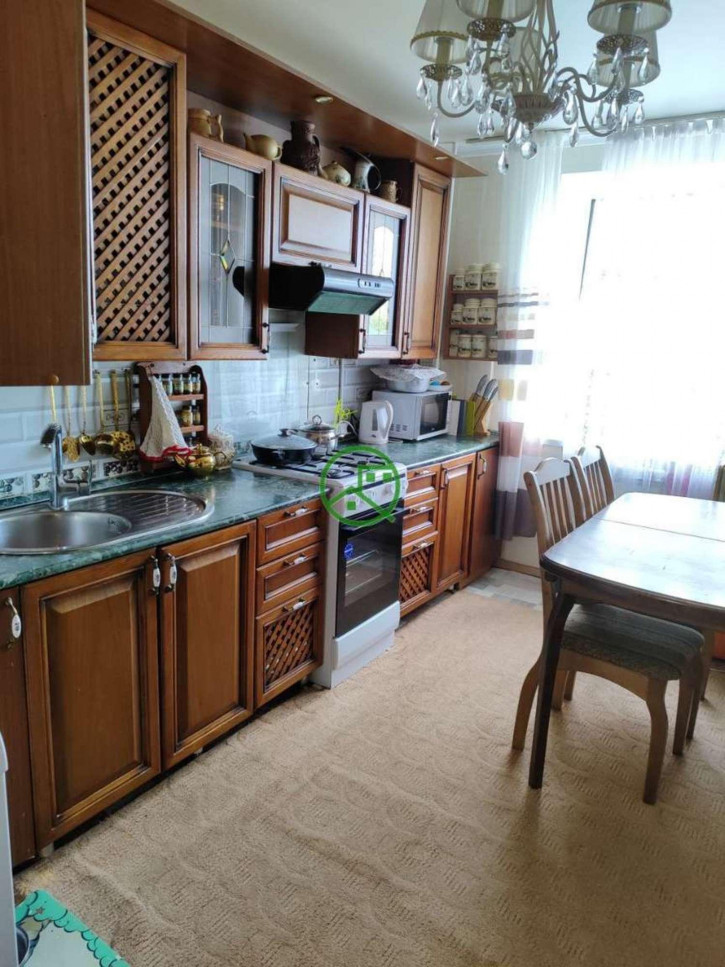 3-комн квартира Тамбовская улица, 8