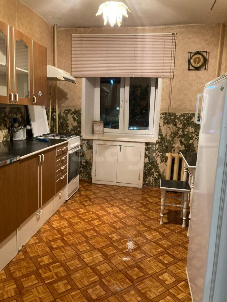 3-комн квартира Ленинградская улица, 77а