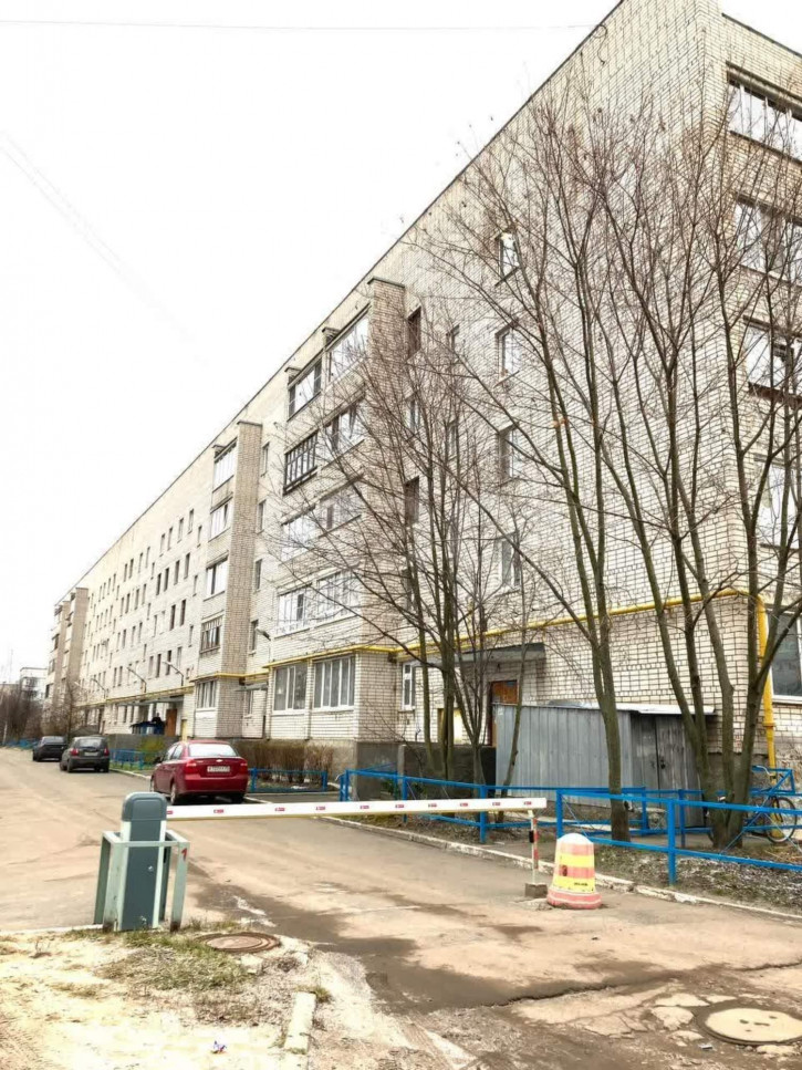 3-комн квартира Ленинградская улица, 77а