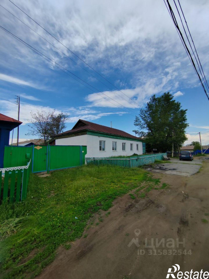 Отдельное здание м.р-н Учалинский, с.п. Ахуновский сельсовет, с Ахуново, ул Партизанская